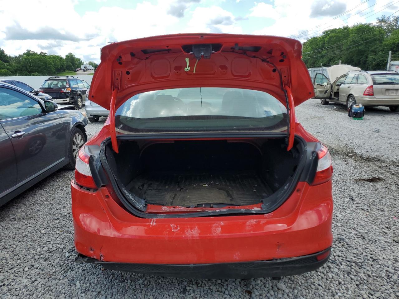 1FADP3F25EL142606 2014 Ford Focus Se