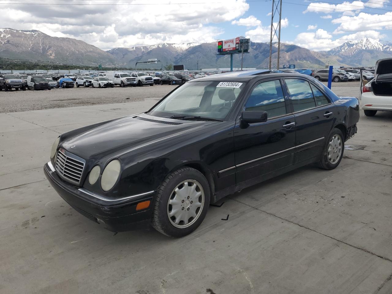 WDBJF65H5XA718828 1999 Mercedes-Benz E 320