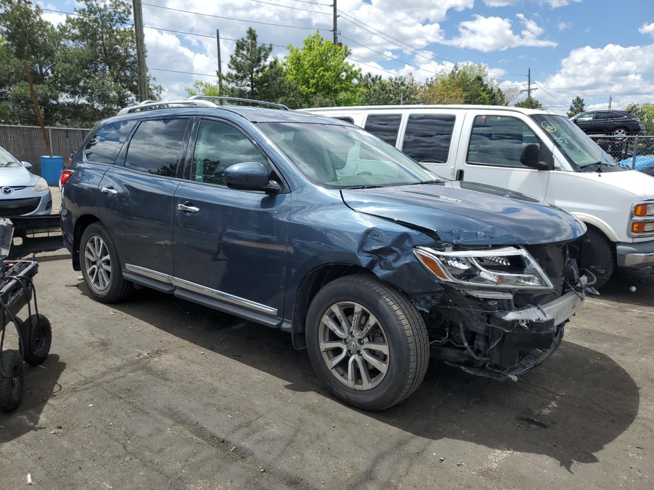 2014 Nissan Pathfinder S vin: 5N1AR2MM8EC617523