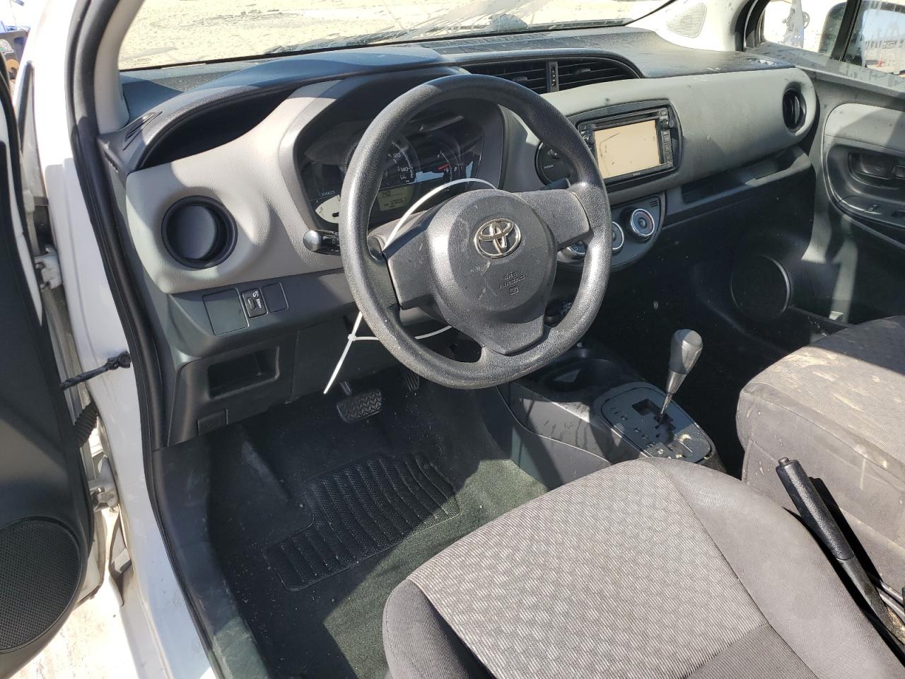 VNKJTUD37FA026693 2015 Toyota Yaris