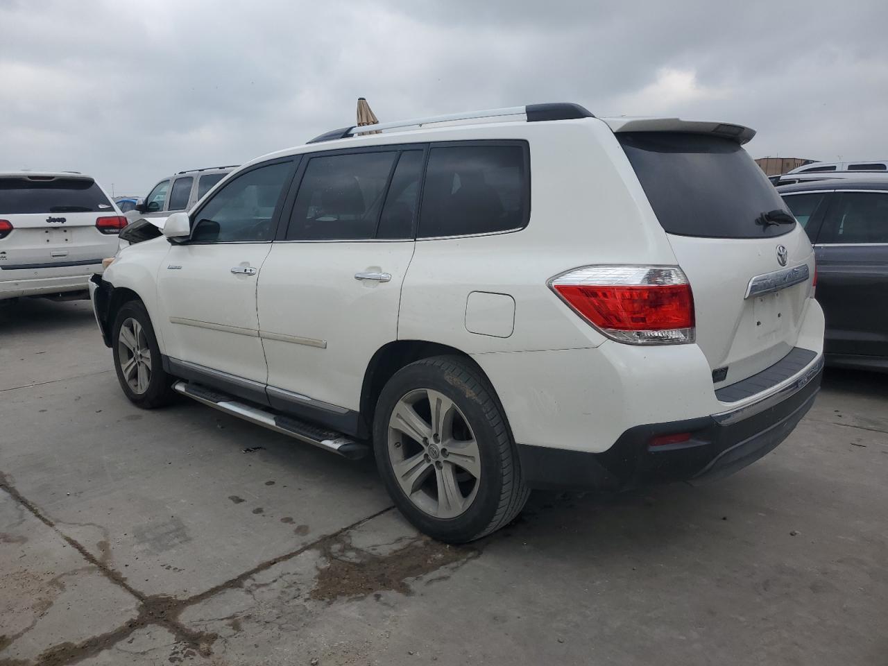 5TDYK3EH6BS043318 2011 Toyota Highlander Limited