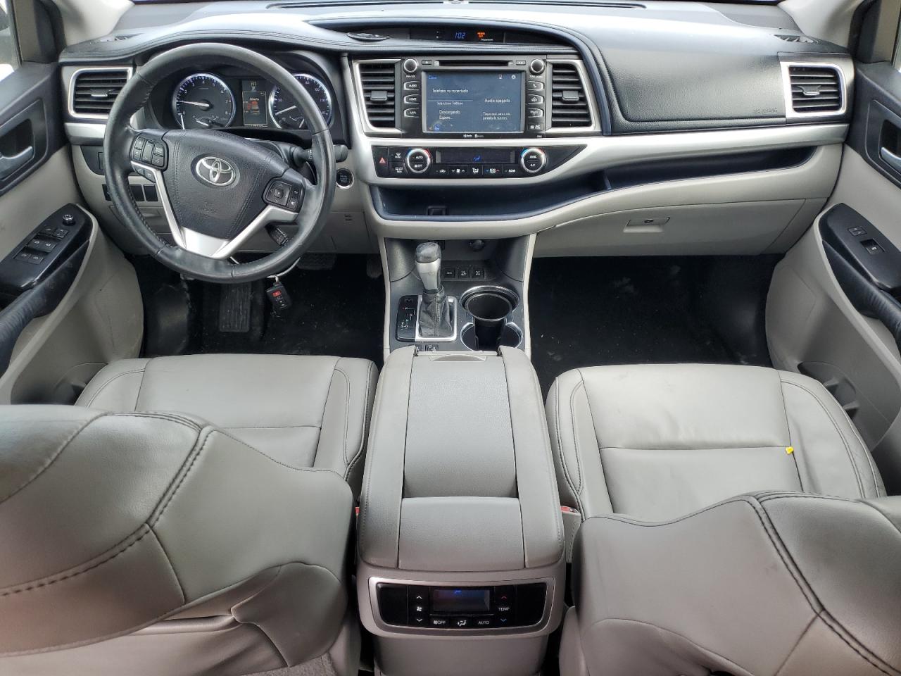 5TDJKRFH6FS141483 2015 Toyota Highlander Xle