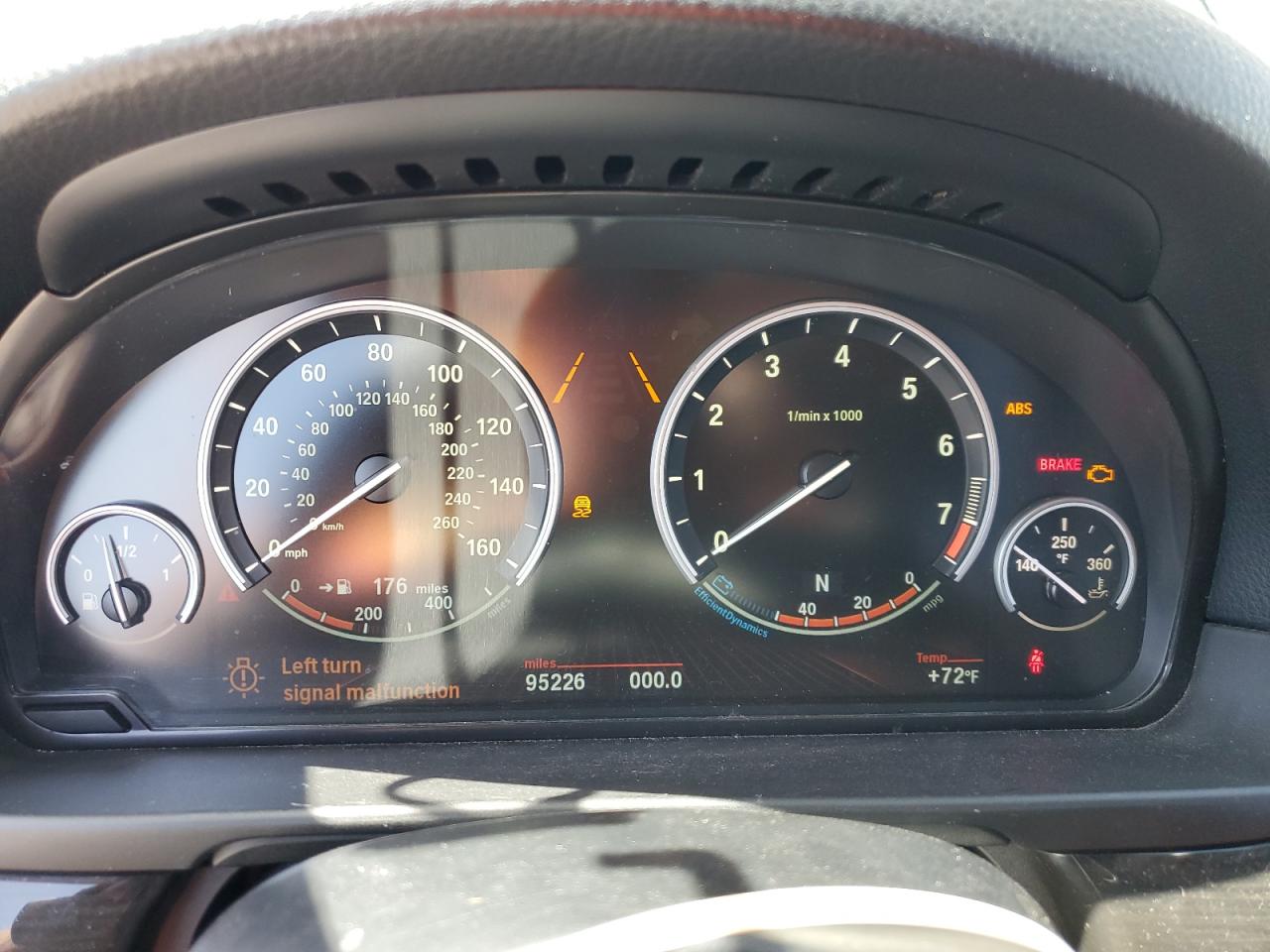 WBAXH5C54CDW07606 2012 BMW 528 Xi