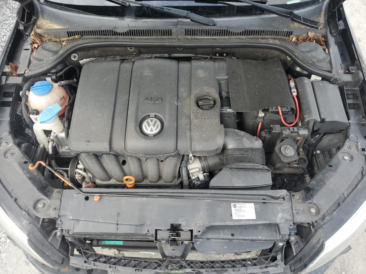 3VWLX7AJ0BM390586 2011 Volkswagen Jetta Sel