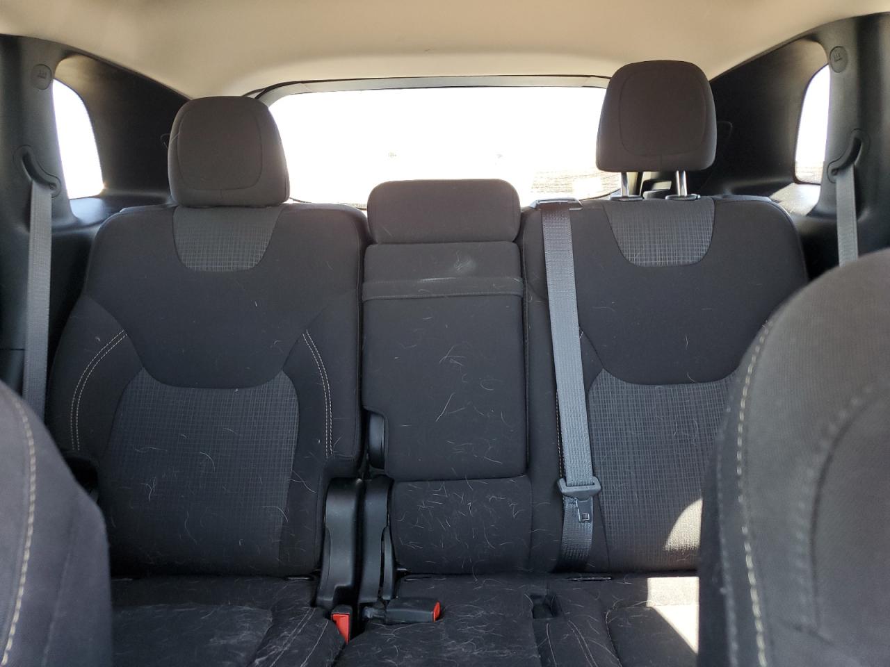 1C4PJLCSXGW238083 2016 Jeep Cherokee Latitude