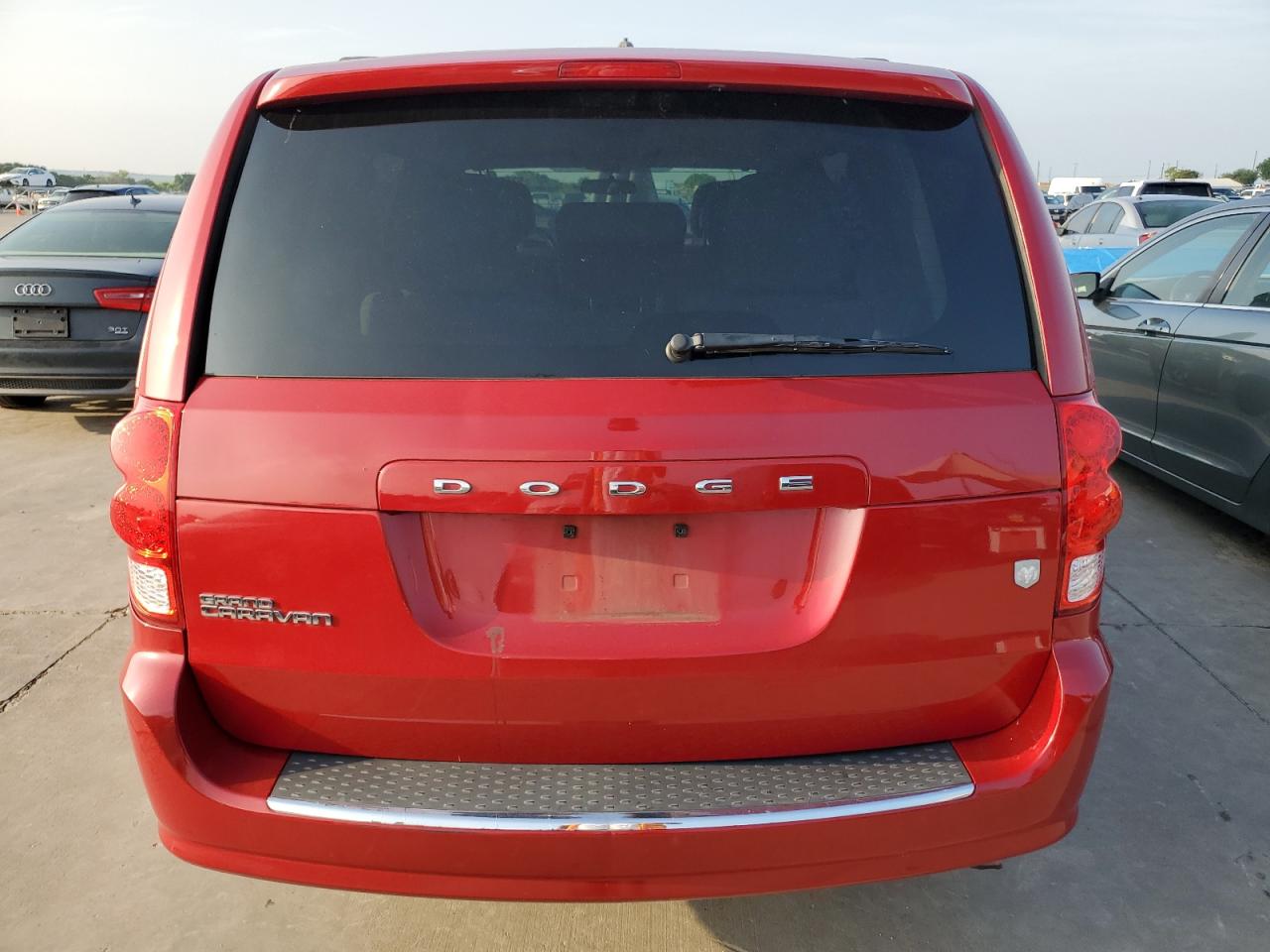 2C4RDGCG2CR308701 2012 Dodge Grand Caravan Sxt