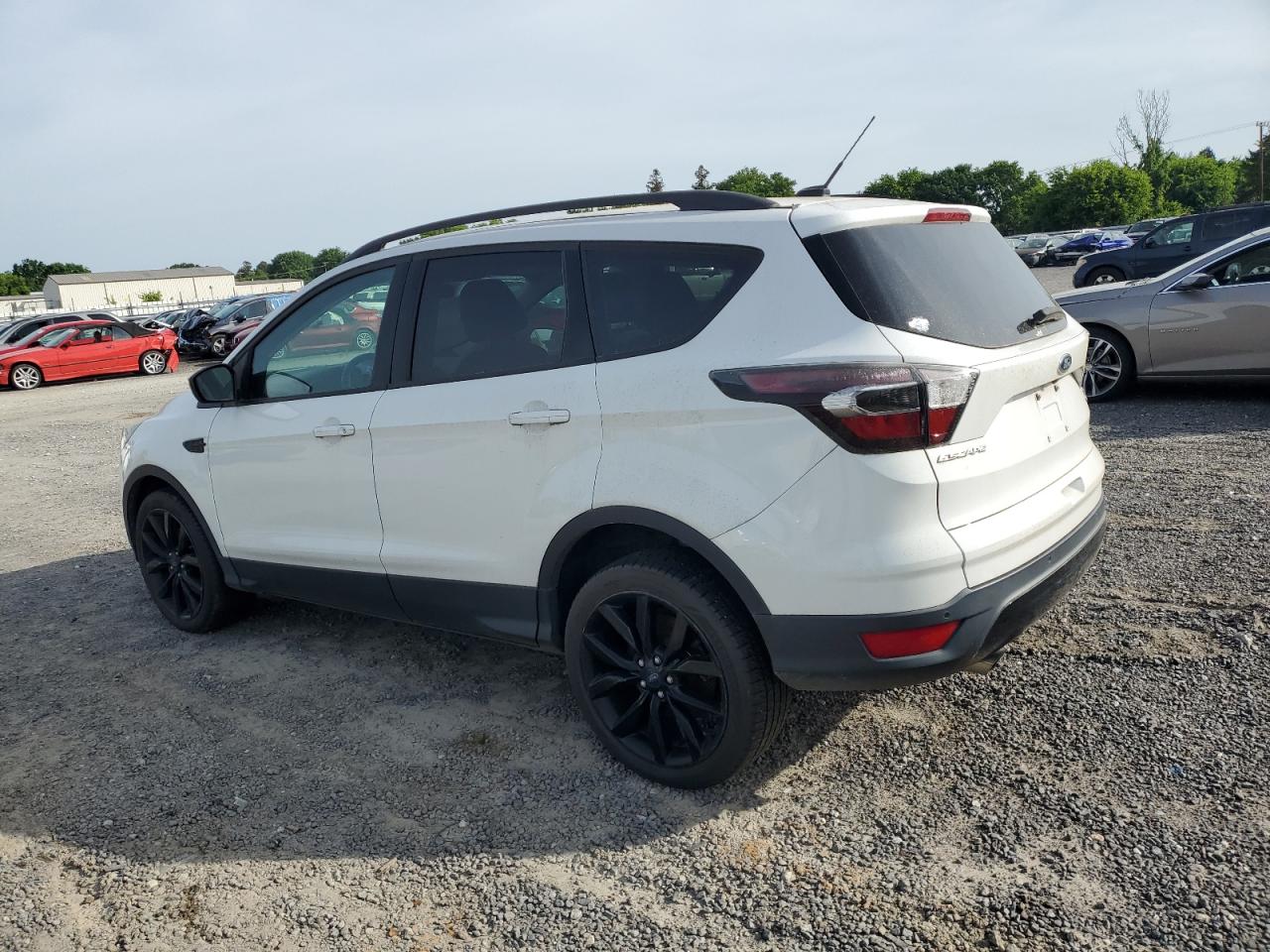 2017 Ford Escape Se vin: 1FMCU0GD8HUA84143