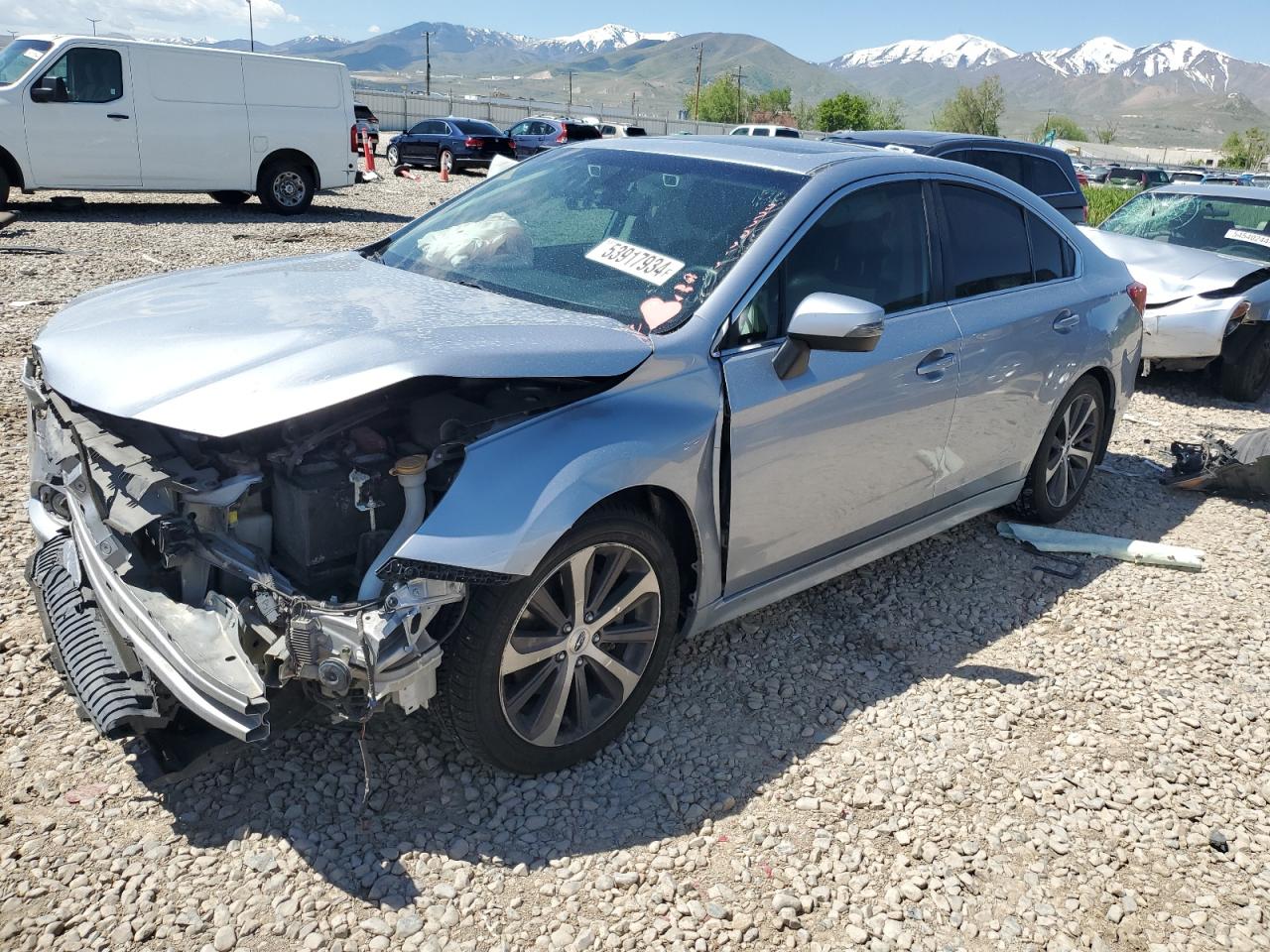 4S3BNEN65H3009081 2017 Subaru Legacy 3.6R Limited