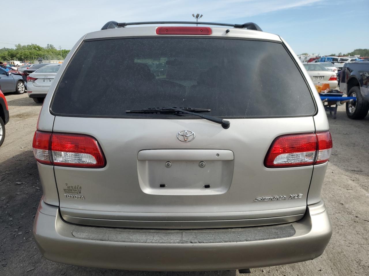 4T3ZF13CX1U339525 2001 Toyota Sienna Le
