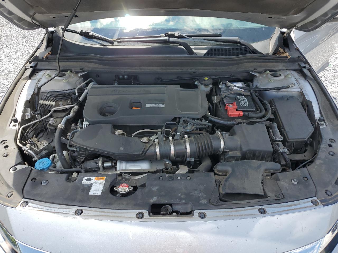 1HGCV2F91JA042013 2018 Honda Accord Touring