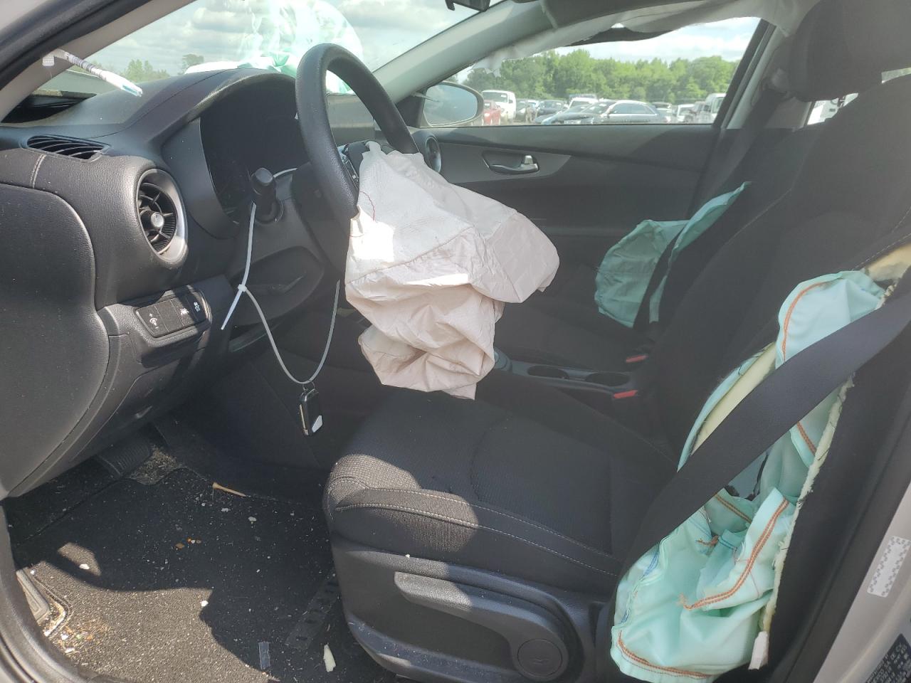 3KPF24AD0ME326598 2021 Kia Forte Fe