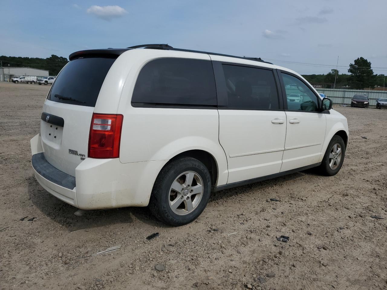 2D4RN3D13AR335633 2010 Dodge Grand Caravan Hero