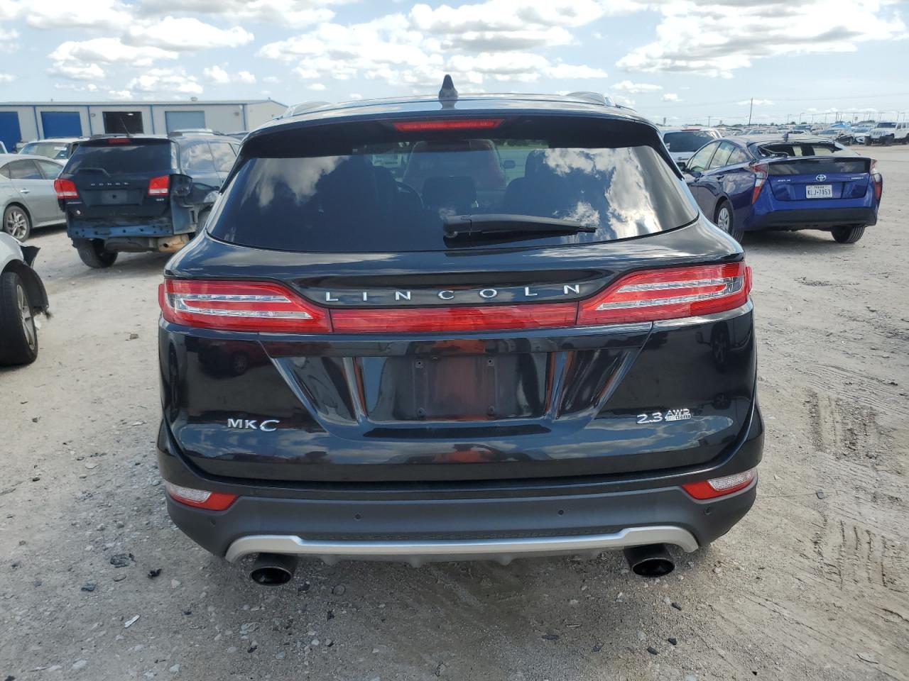 5LMTJ2AH5FUJ06240 2015 Lincoln Mkc