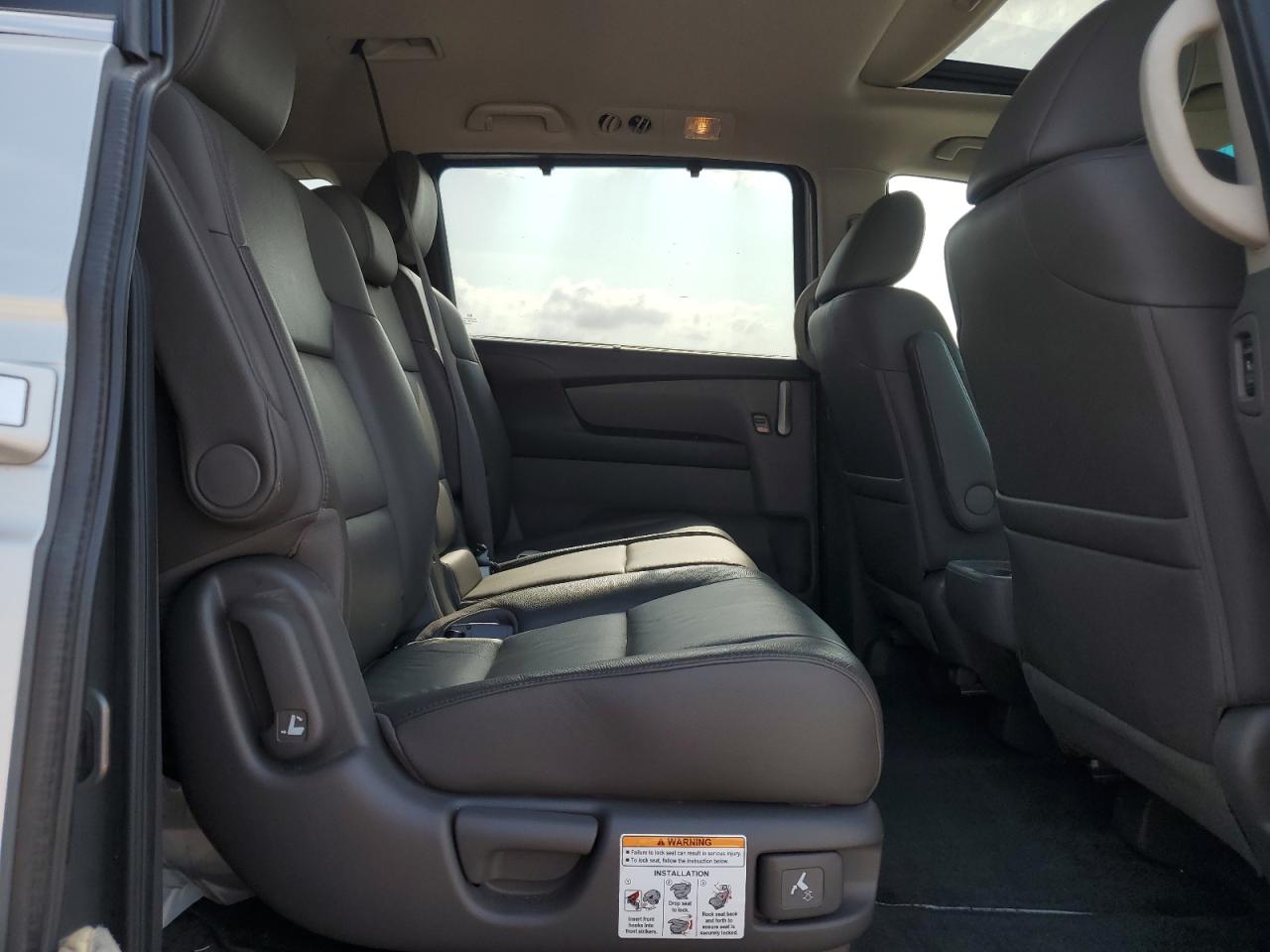 5FNRL5H60BB030219 2011 Honda Odyssey Exl