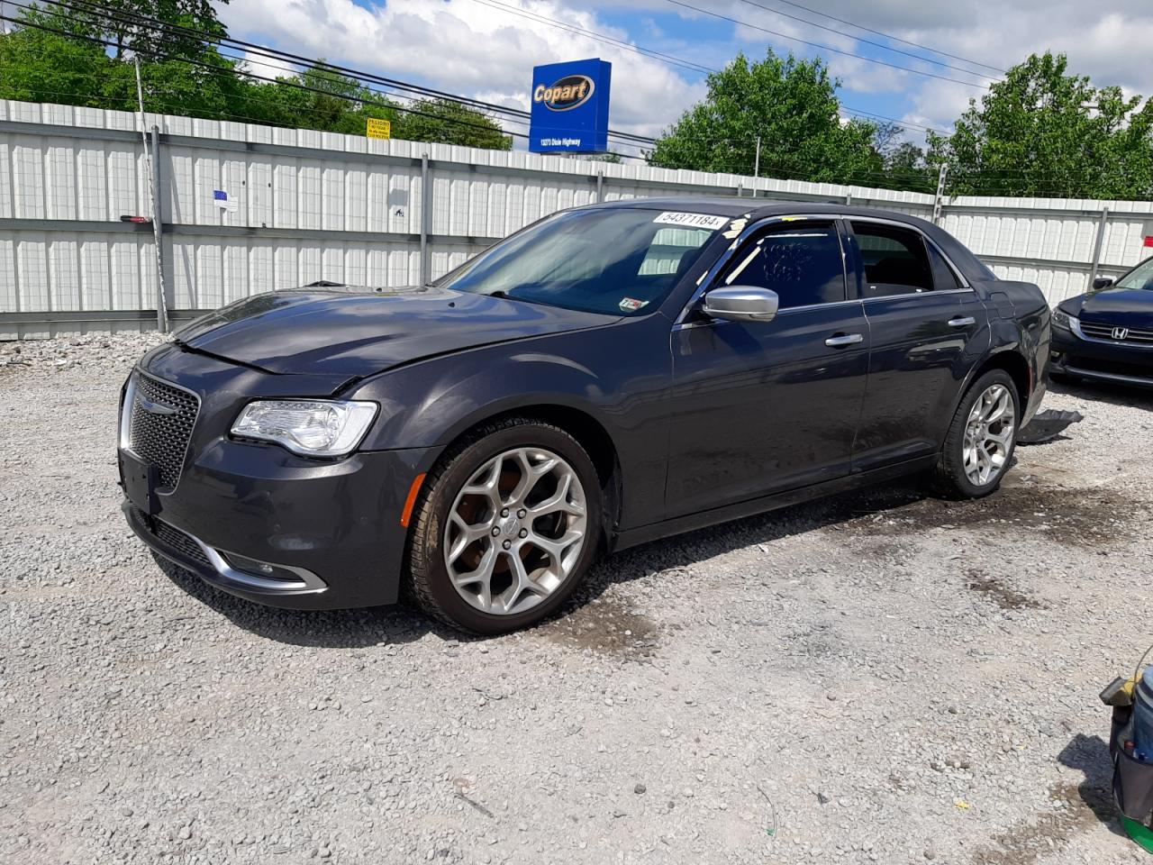 2C3CCAPT6JH293219 2018 Chrysler 300C