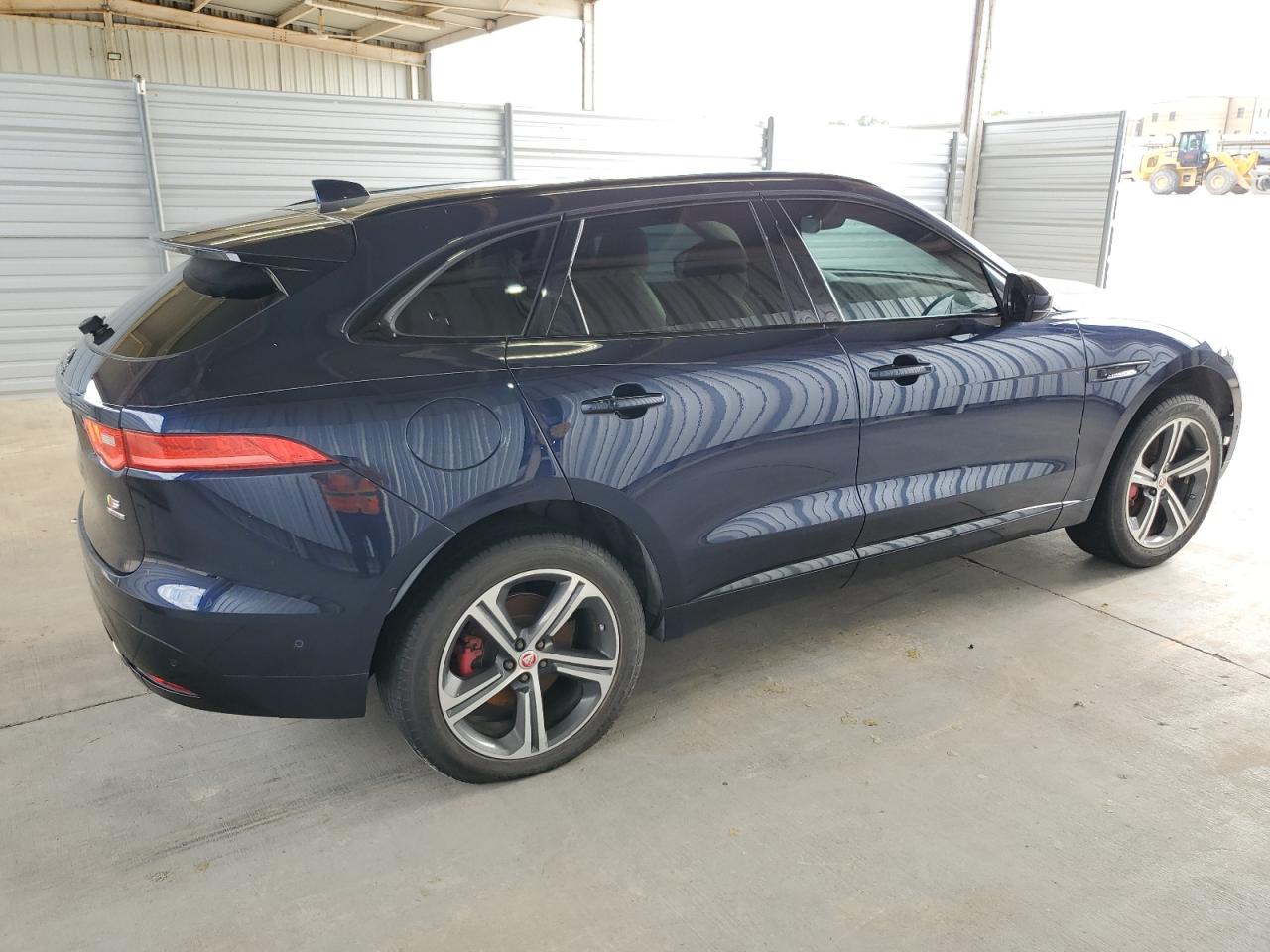 SADCM2FV2KA391797 2019 Jaguar F-Pace S