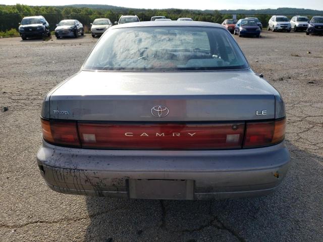 1994 Toyota Camry Le VIN: 4T1SK12E0RU417654 Lot: 56183264