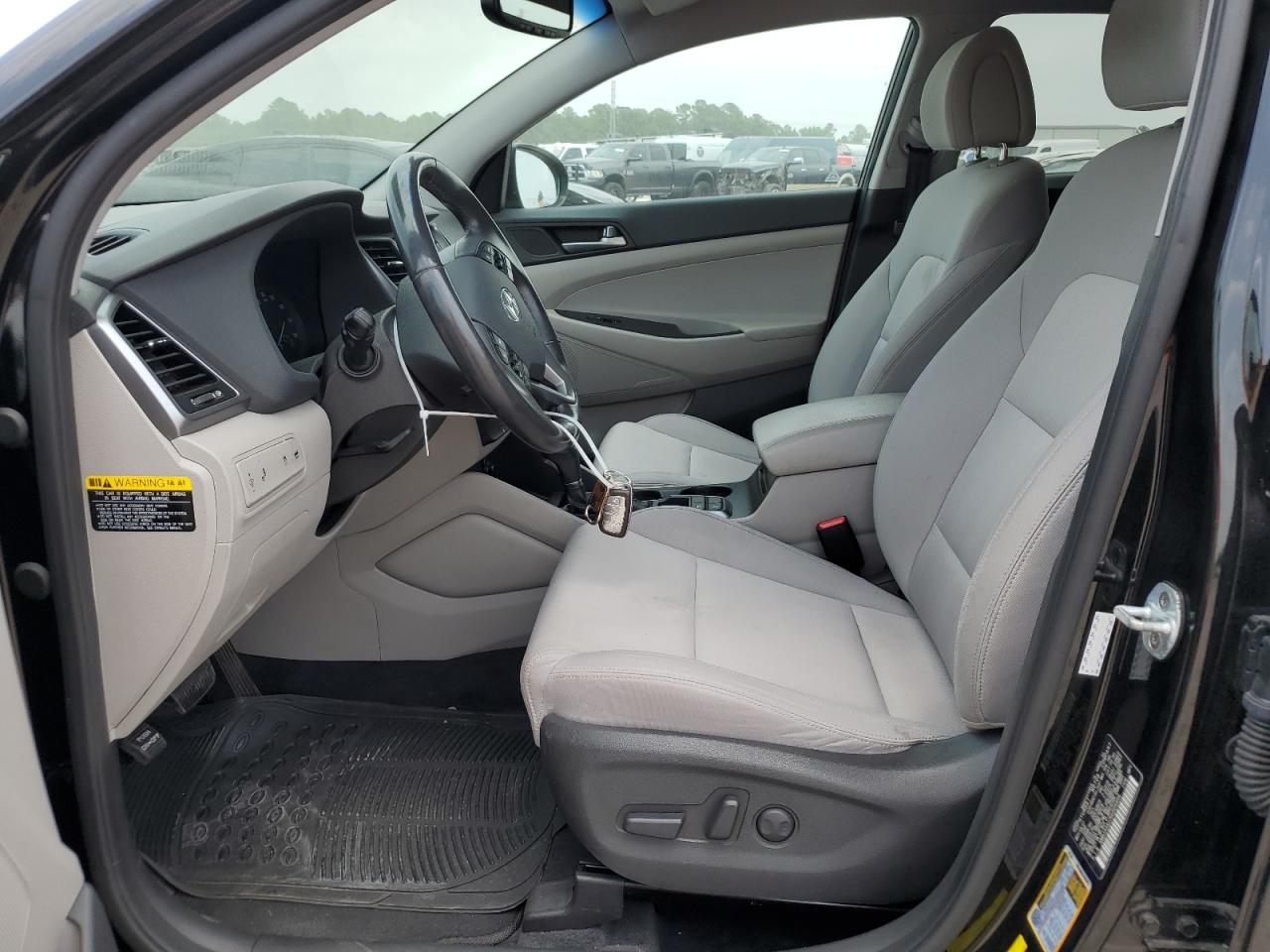 KM8J33A27HU505899 2017 Hyundai Tucson Limited