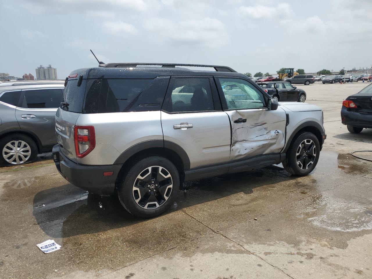 3FMCR9C60MRA92588 2021 Ford Bronco Sport Outer Banks