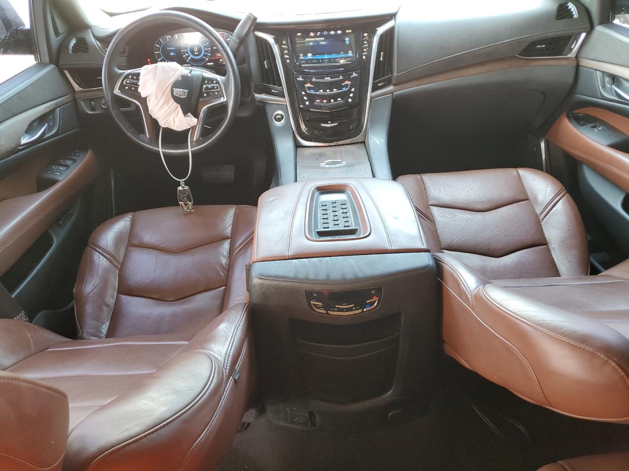 1GYS3BKJ9GR274749 2016 Cadillac Escalade Luxury