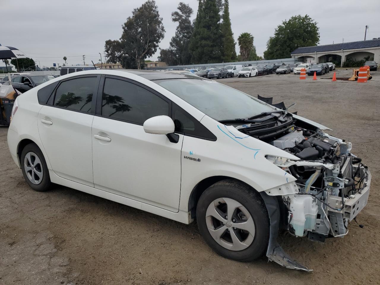 JTDKN3DU3F1889128 2015 Toyota Prius