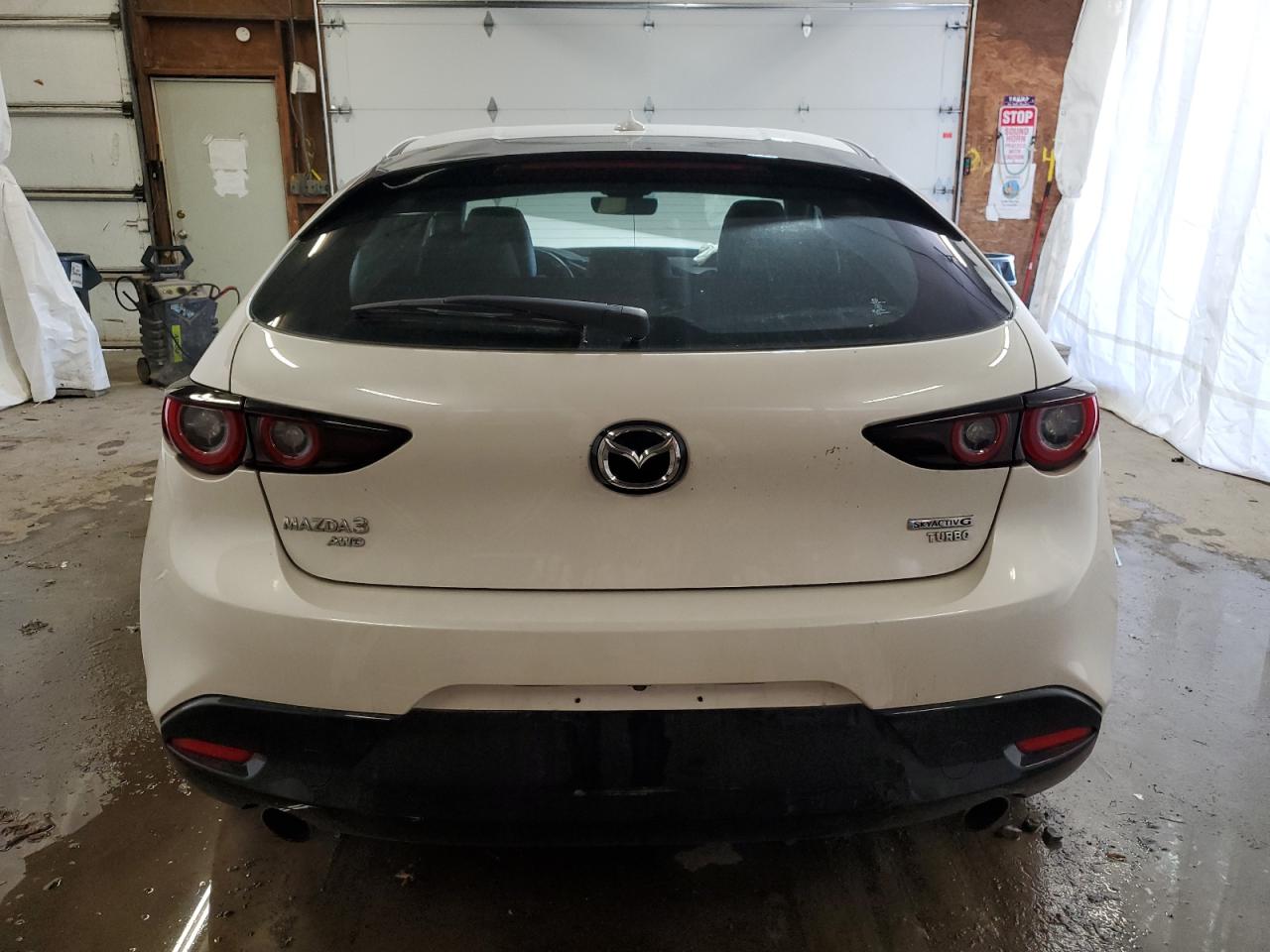 JM1BPBJY2P1608451 2023 Mazda 3