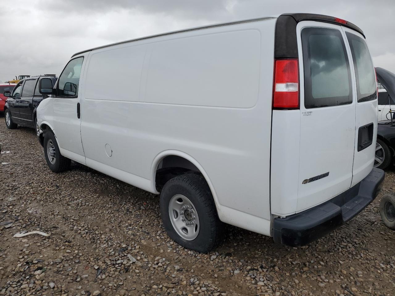 1GCWGAFF3H1340076 2017 Chevrolet Express G2500