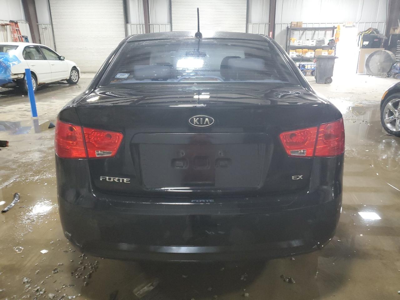 KNAFU4A26A5864865 2010 Kia Forte Ex