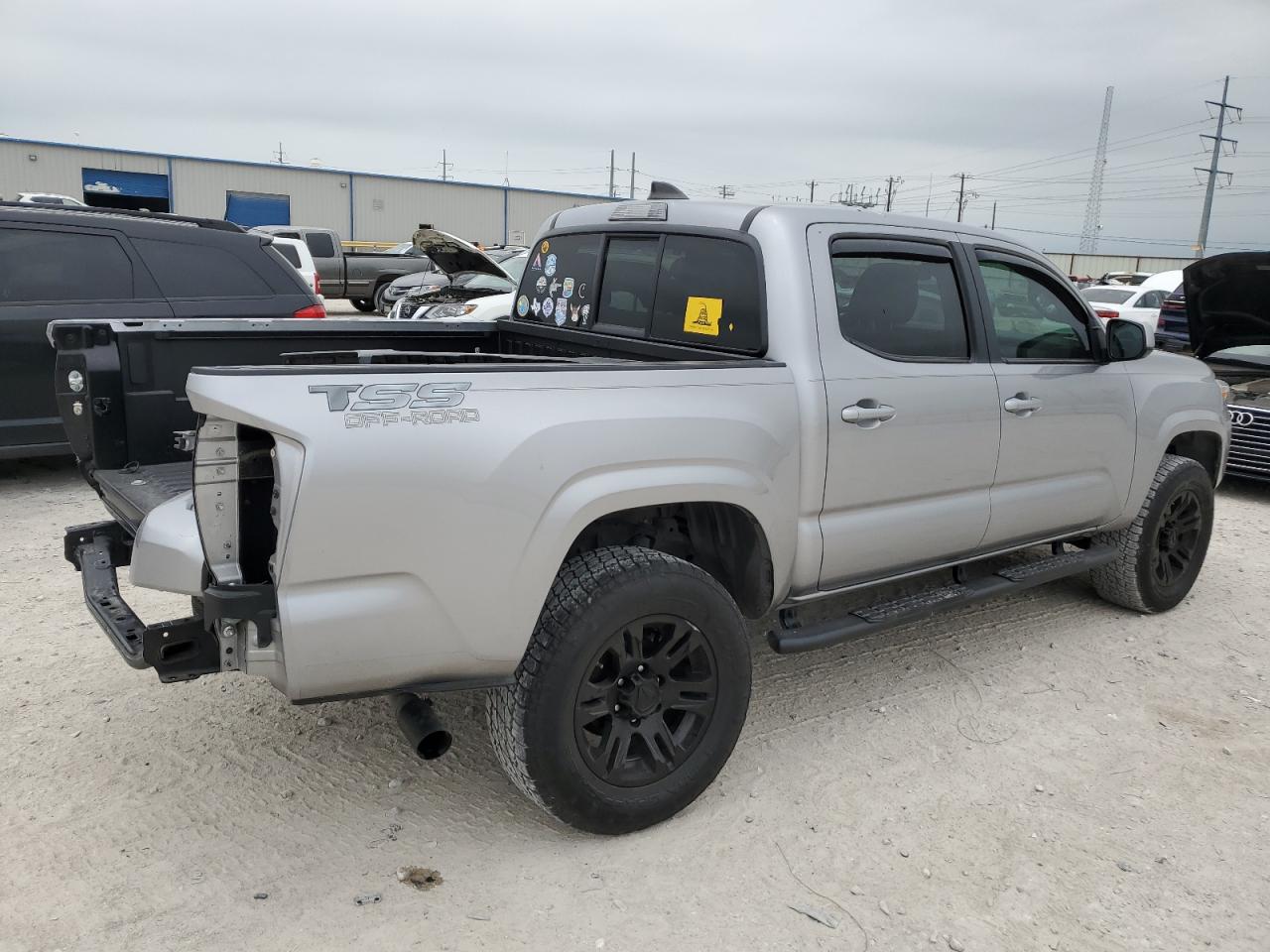 3TYAX5GN9MT018809 2021 Toyota Tacoma Double Cab