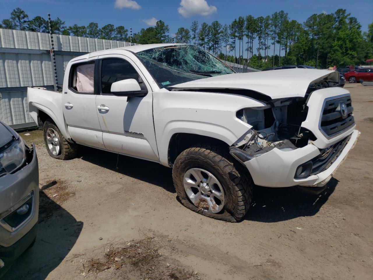 2016 Toyota Tacoma Double Cab vin: 3TMAZ5CN0GM004605