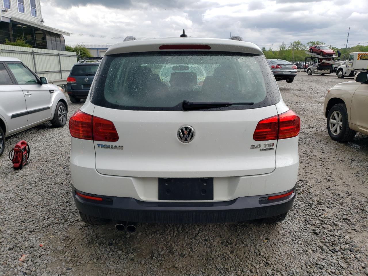 WVGBV7AX9FW610740 2015 Volkswagen Tiguan S