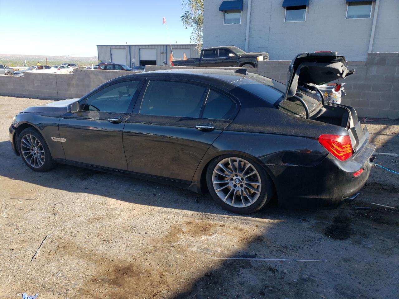 WBAKC8C5XBC432017 2011 BMW 750 Lxi