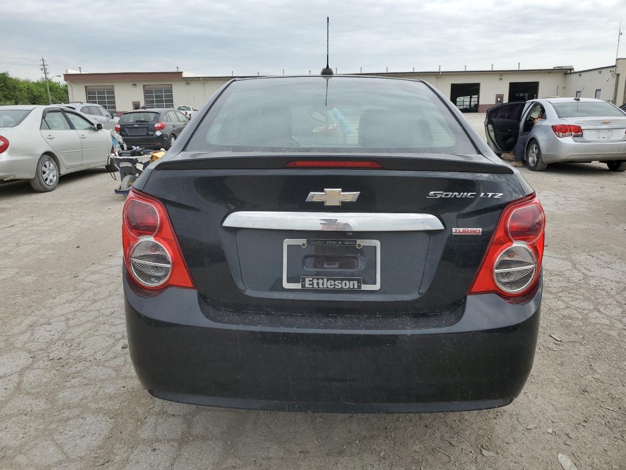 1G1JE5SB8F4120947 2015 Chevrolet Sonic Ltz