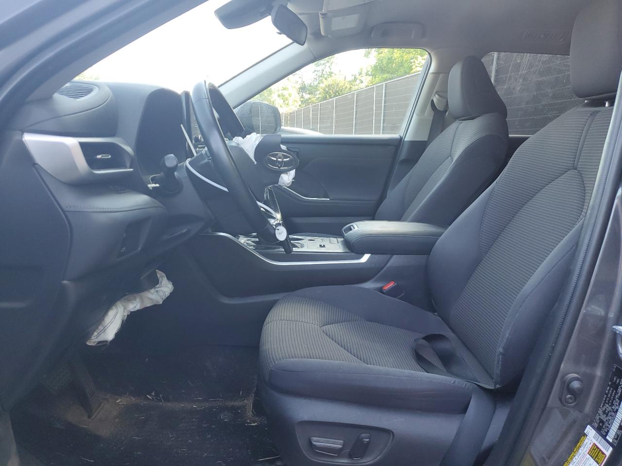 5TDBBRCH0NS546441 2022 Toyota Highlander Hybrid Le