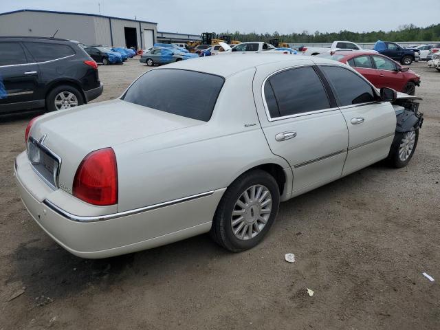 2004 Lincoln Town Car Executive VIN: 1LNHM81W64Y680451 Lot: 53588874