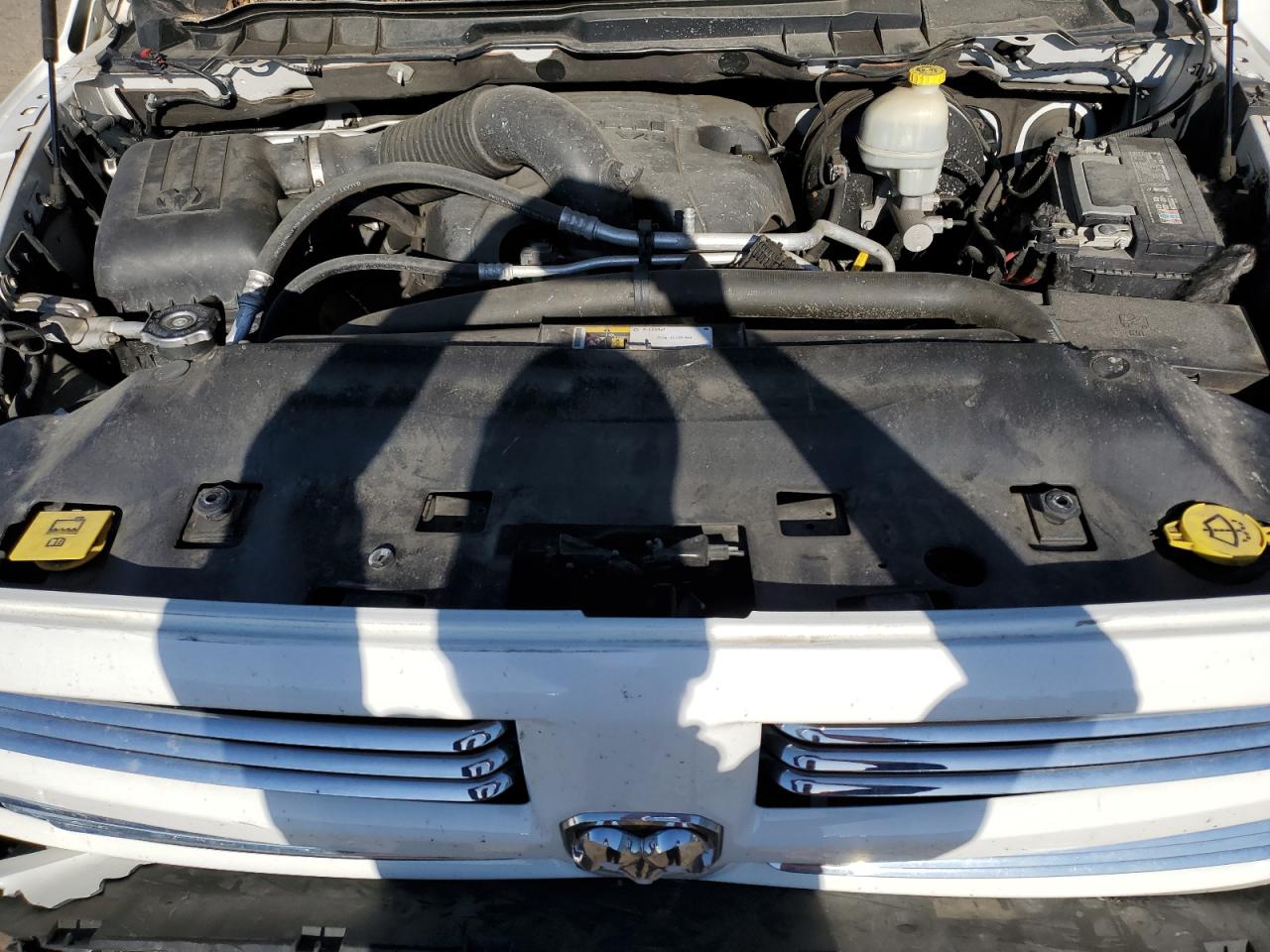 1C6RR7UT5FS682646 2015 Ram 1500 Sport