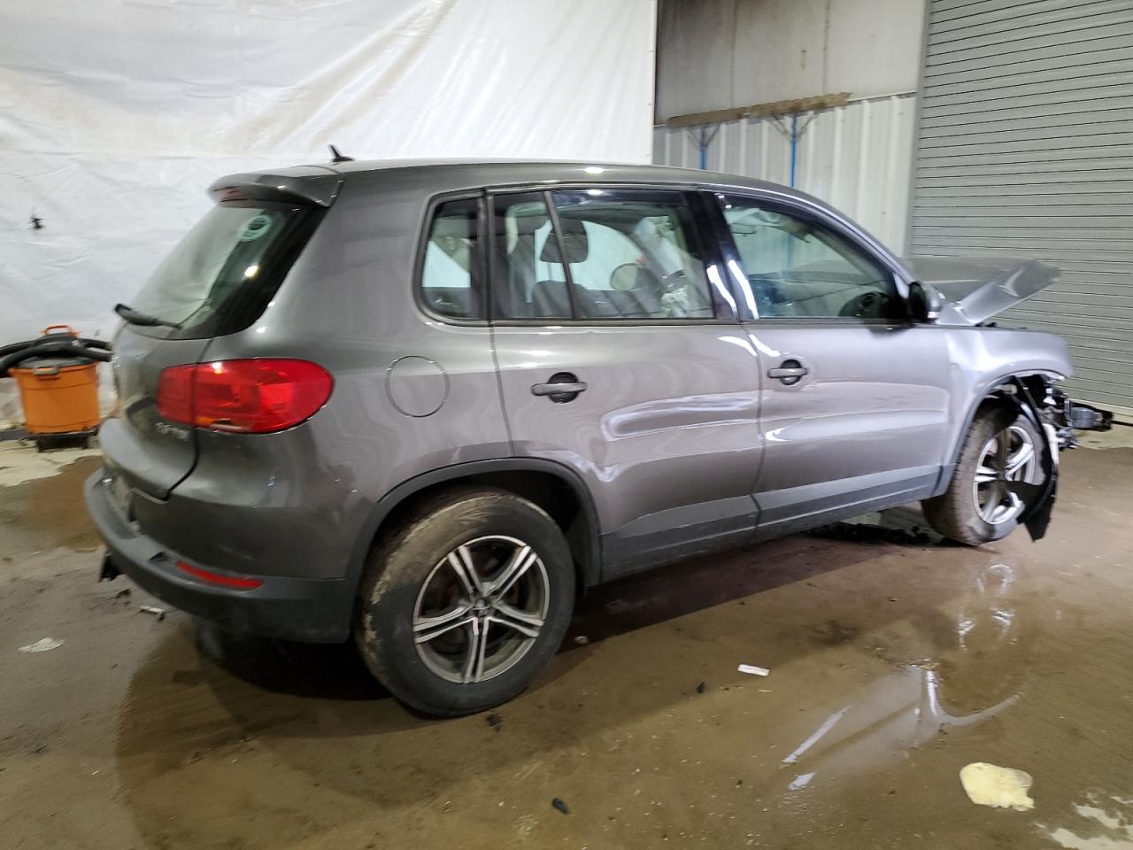 WVGCV3AX6DW614612 2013 Volkswagen Tiguan S