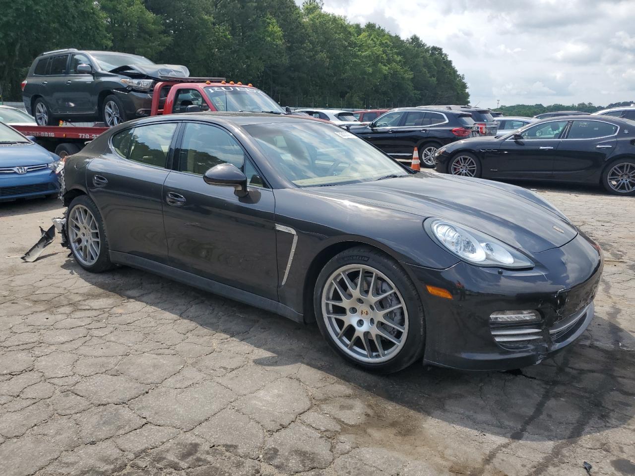 WP0AA2A70DL015398 2013 Porsche Panamera 2