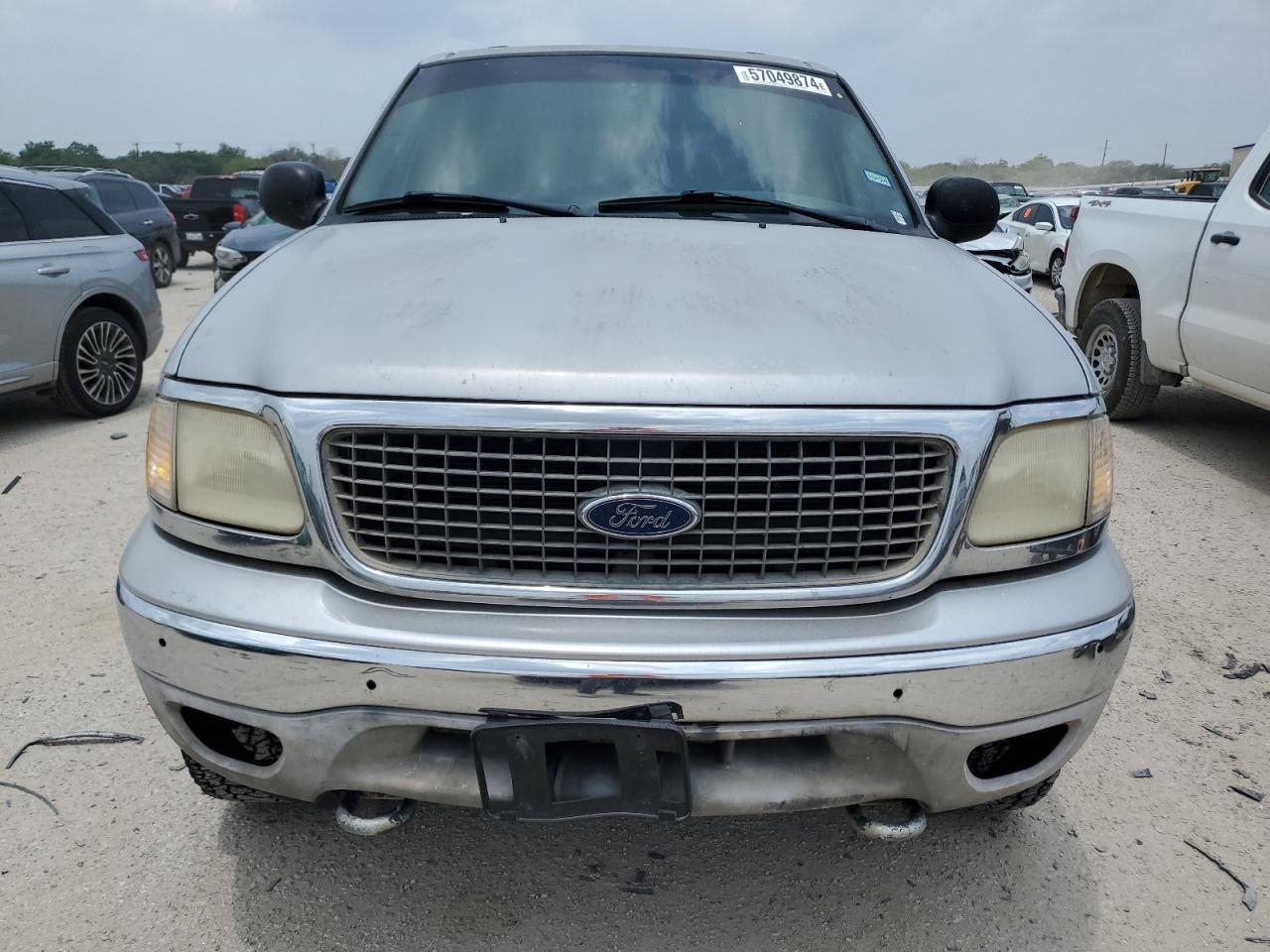 1FMRU1663YLA10038 2000 Ford Expedition Xlt