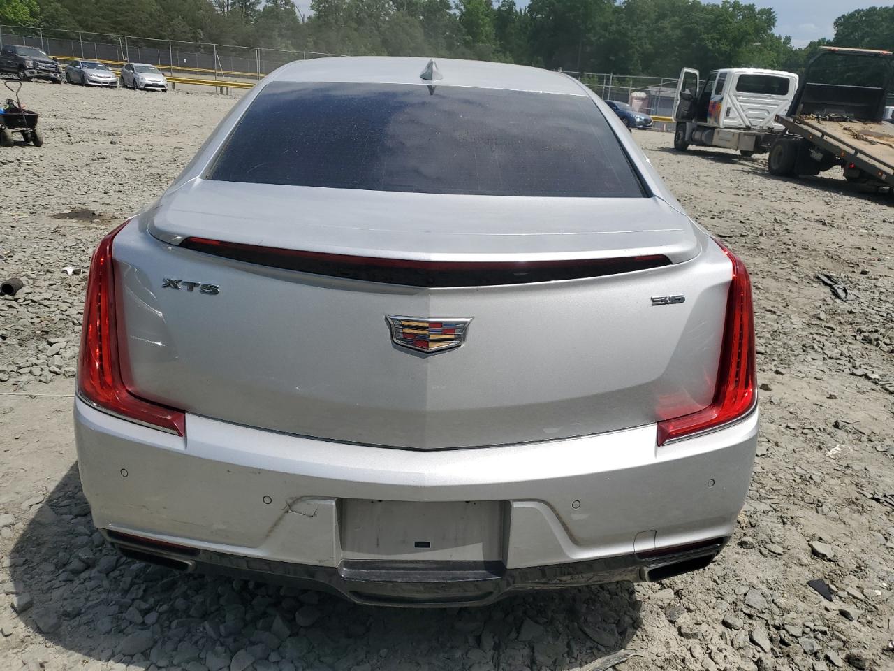 2G61M5S30J9166641 2018 Cadillac Xts Luxury