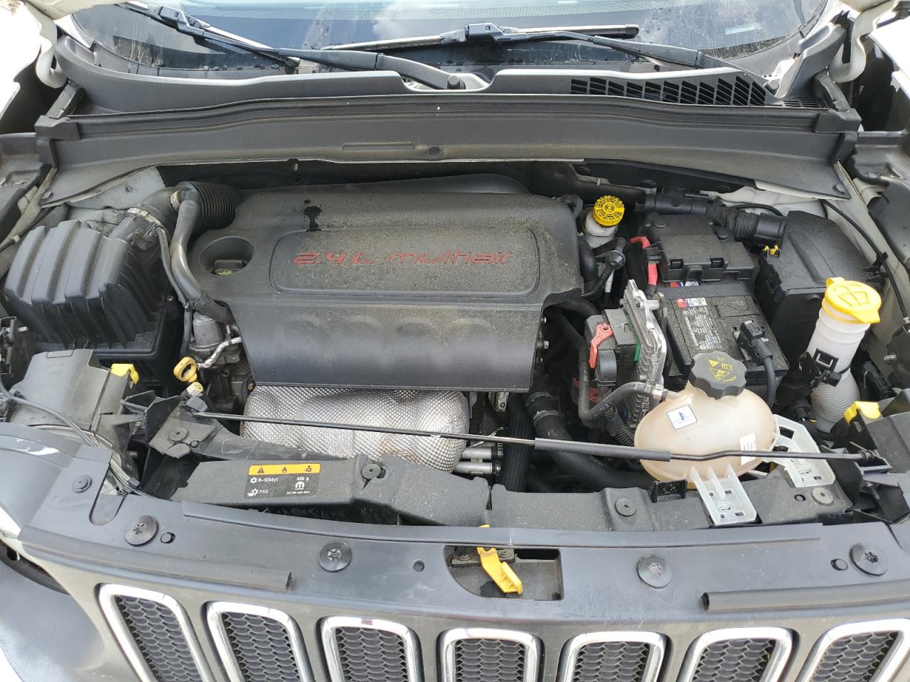 ZACCJABB2HPE71880 2017 Jeep Renegade Latitude