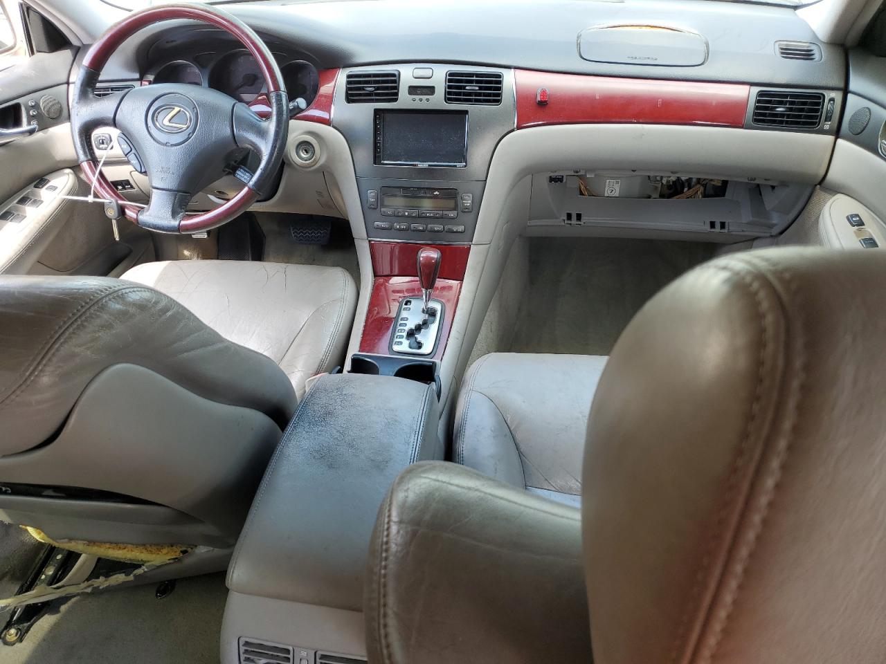 JTHBA30G445040402 2004 Lexus Es 330