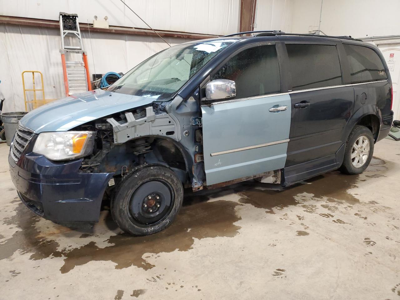 2A8HR64X48R700696 2008 Chrysler Town & Country Limited