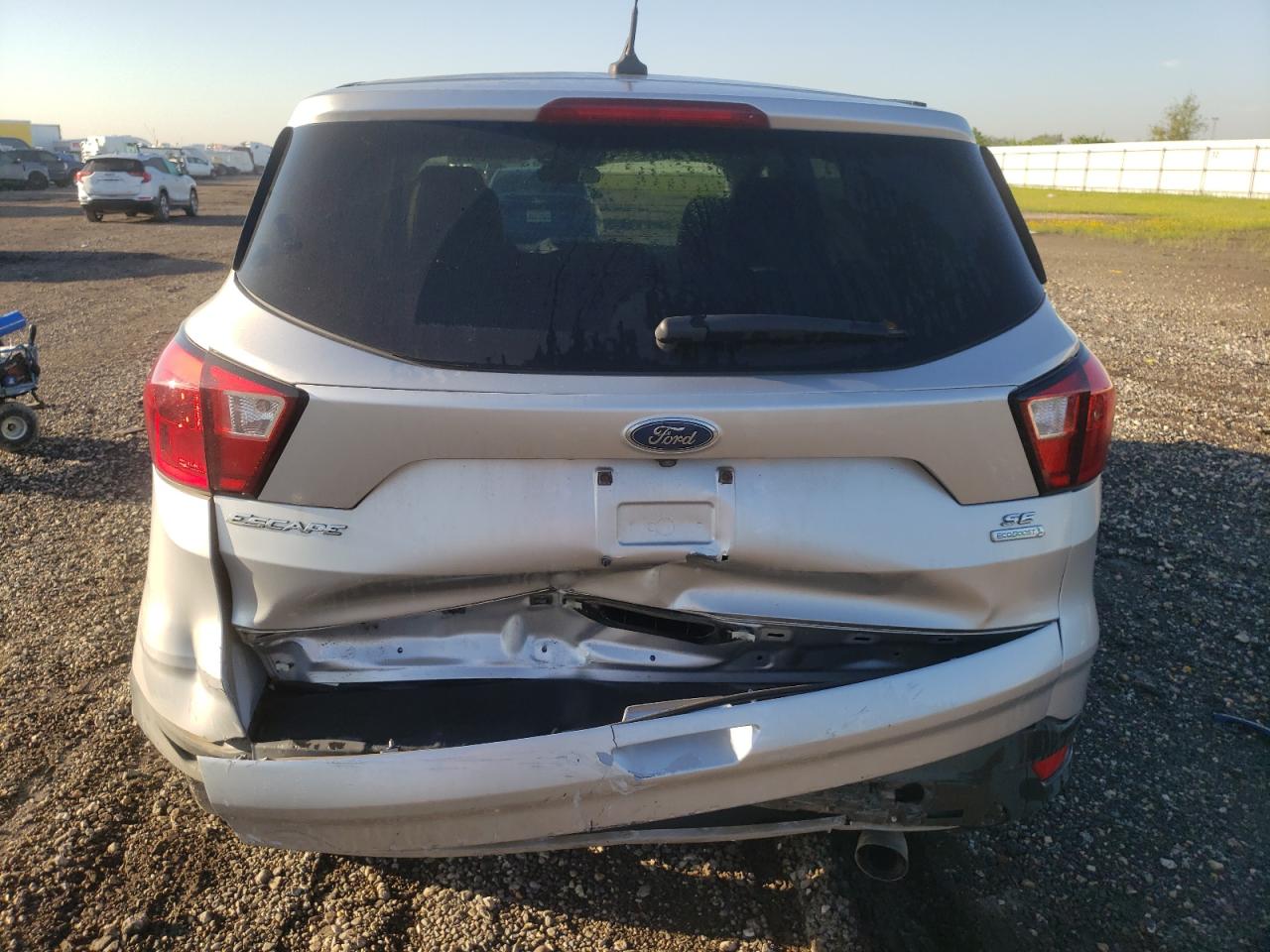 1FMCU0GD6KUA53349 2019 Ford Escape Se