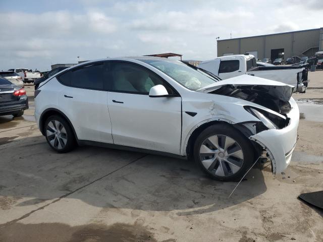 7SAYGDEE6PA146313 Tesla Model Y  4