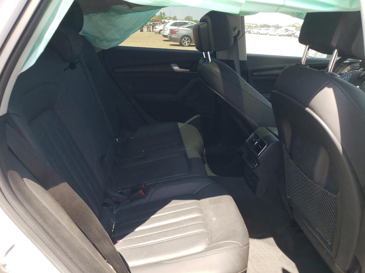 WA1BNAFY0K2037449 2019 Audi Q5 Premium Plus