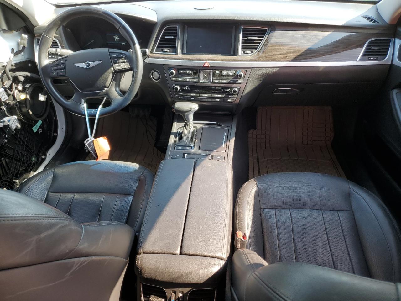 KMHGN4JE2JU216522 2018 Genesis G80 Base