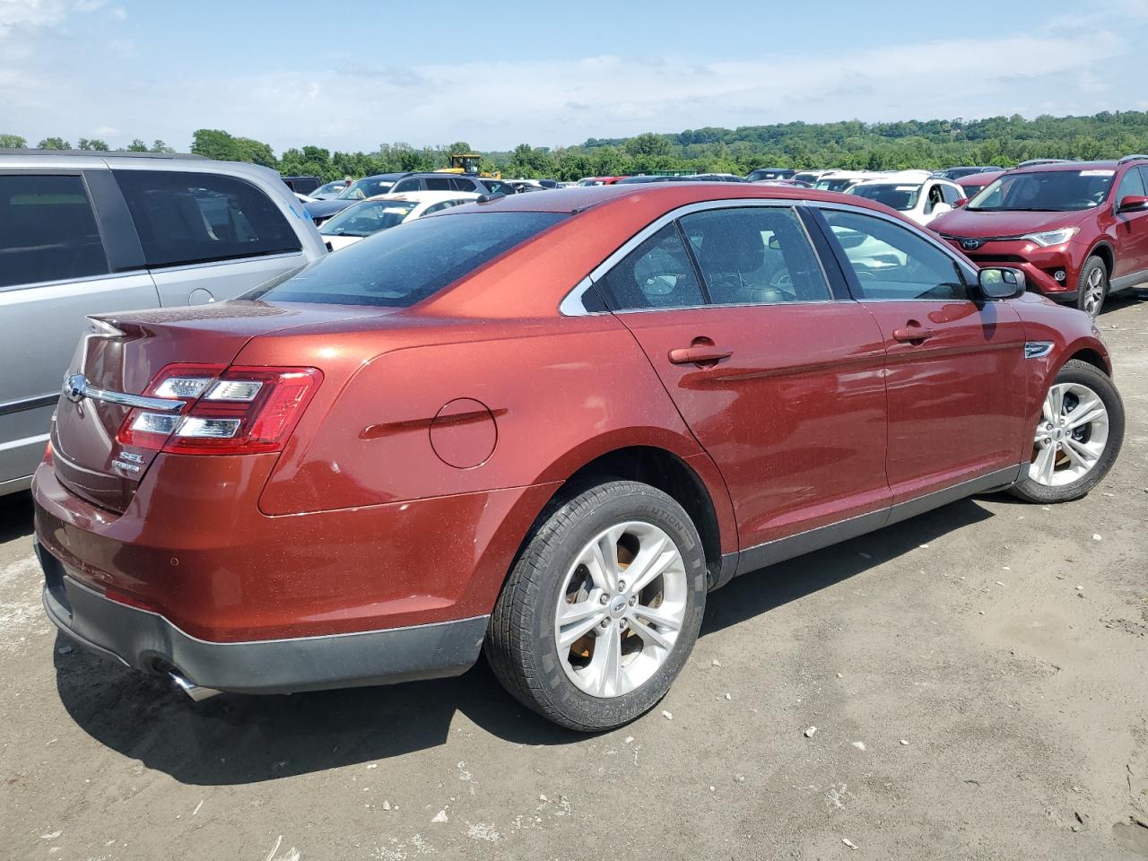 1FAHP2E88EG139967 2014 Ford Taurus Sel