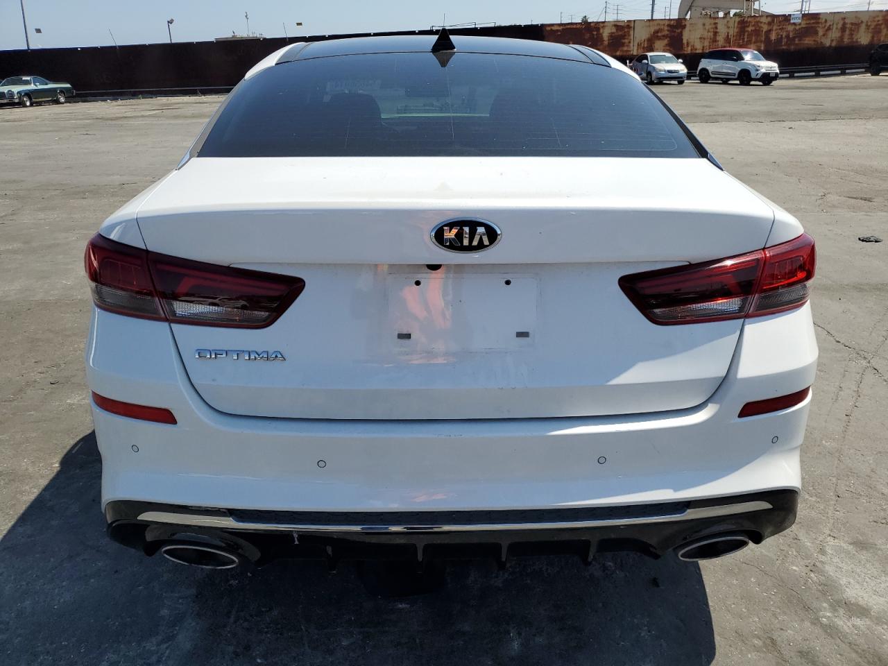 5XXGT4L36LG428810 2020 Kia Optima Lx