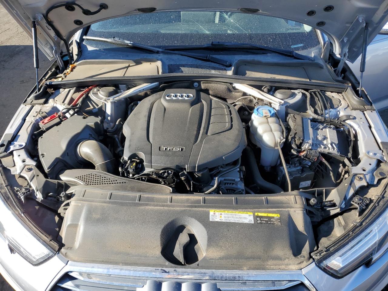 WAUENAF41JN012411 2018 Audi A4 Premium Plus